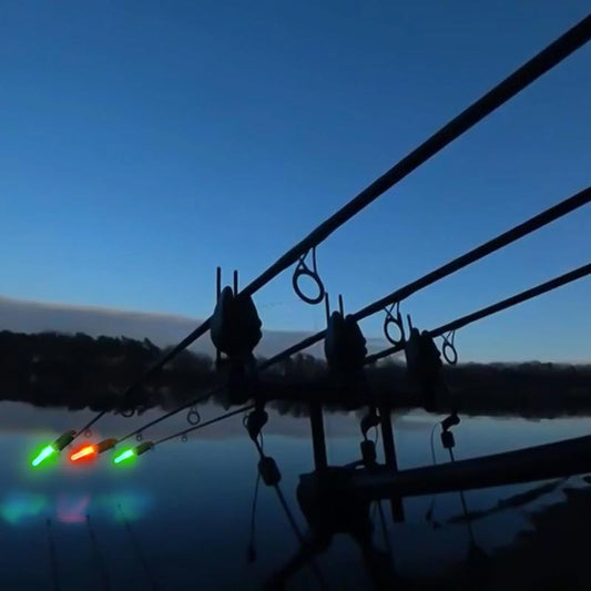 🎣Lumina de pescuit cu LED-uri de pescuit Rod cu Buzzer Bell🐟