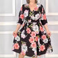 Rochie elegantă cu decolteu în V, imprimeu floral și mâneci 3/4 🌸