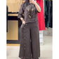 Set casual pentru femei – top cu mânecă trei sferturi și pantaloni largi cu nasturi
