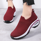 Le poți încălța într-o clipă datorită gulerului elastic tip șosetă – adidași cu talpă groasă, respirabili. Livrare la livrare! 👟